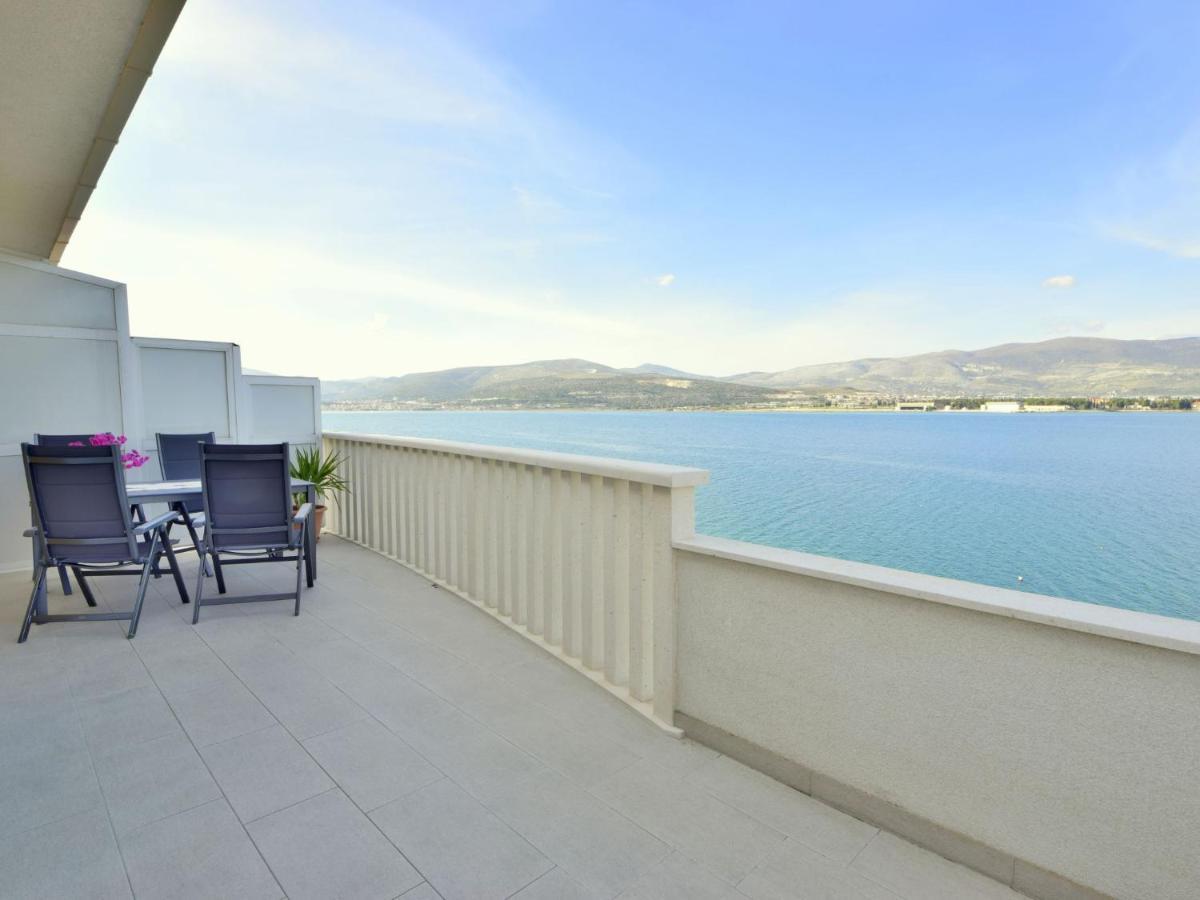 Apartment Mornar-2 By Interhome Trogir Buitenkant foto