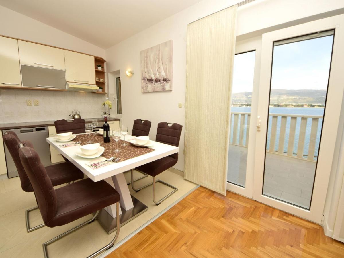 Apartment Mornar-2 By Interhome Trogir Buitenkant foto