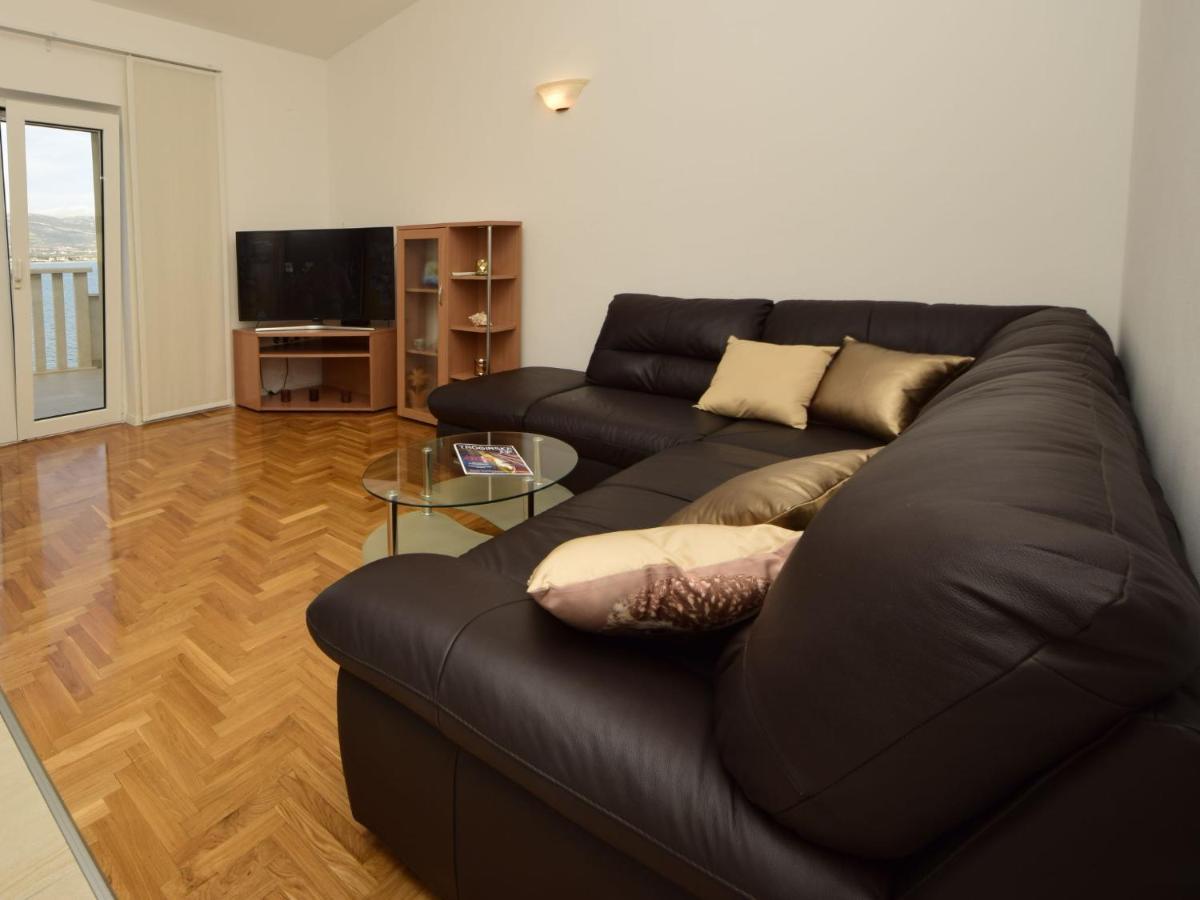 Apartment Mornar-2 By Interhome Trogir Buitenkant foto