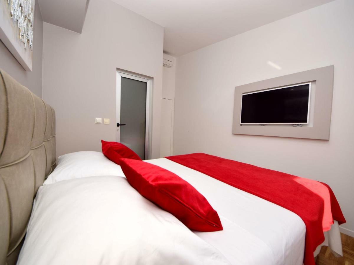 Apartment Mornar-2 By Interhome Trogir Buitenkant foto